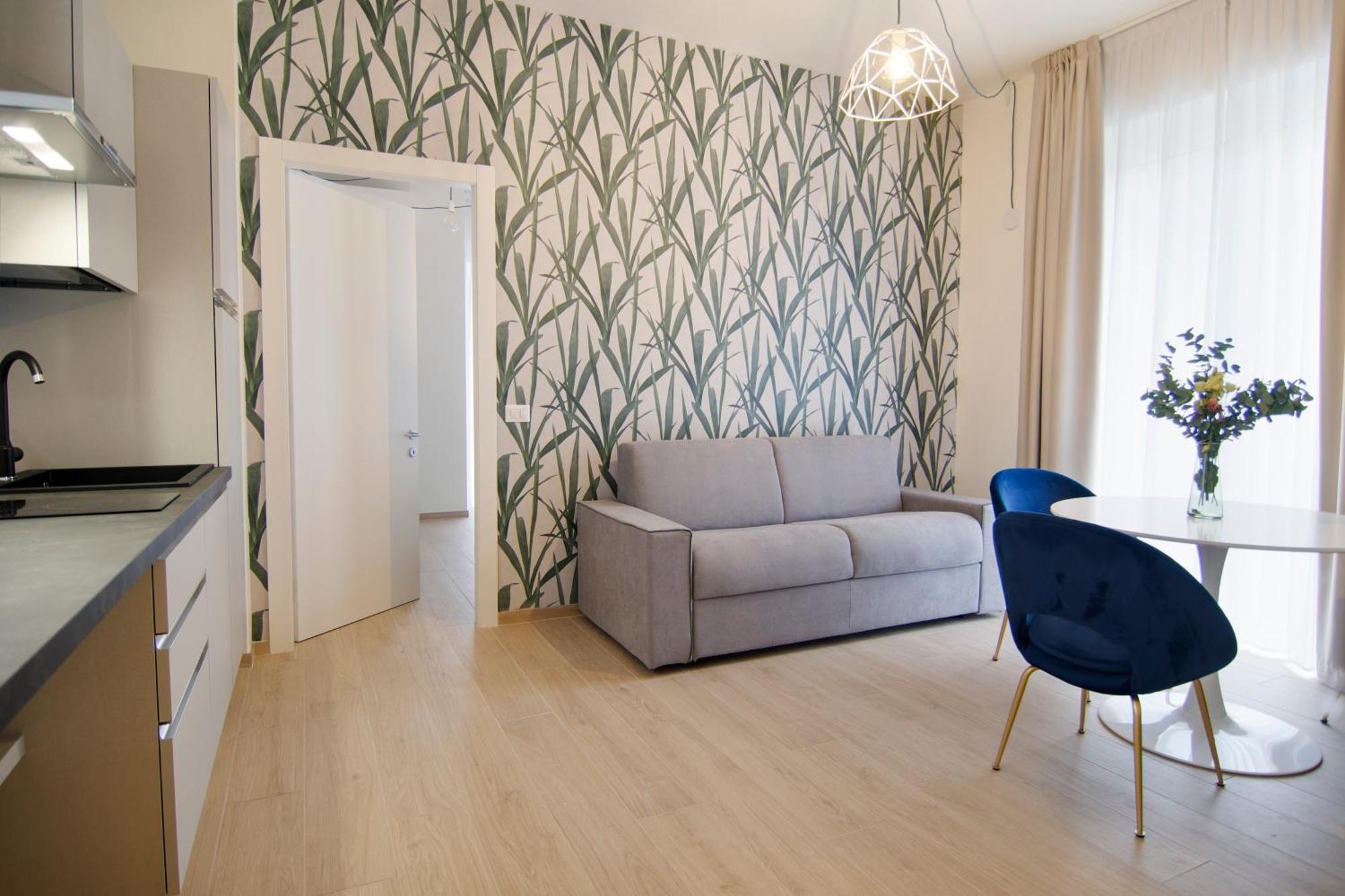 Gigi Suites&Apartments Stresa Bagian luar foto