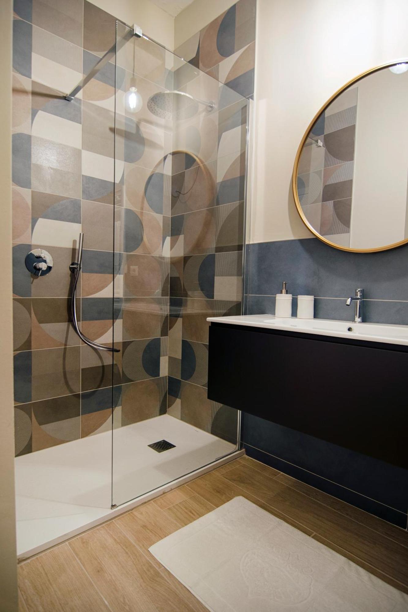 Gigi Suites&Apartments Stresa Bagian luar foto